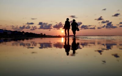Balancing Time Together and Apart This Summer: A Guide for Couples